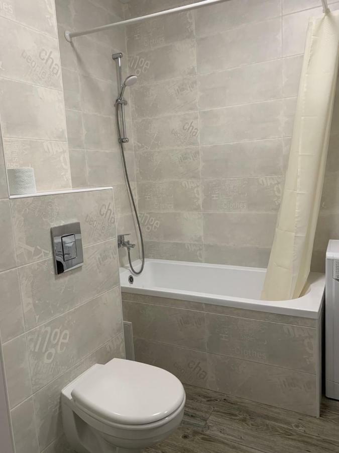 Для Двоих Apartment โอเดสซา ภายนอก รูปภาพ